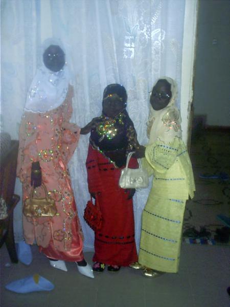 mes petites soeurs NDEYE MAMA & AWA NDIAYE